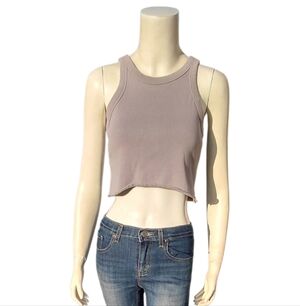 7061....Women's H&M Sleeveless Crop Top - Size Medium